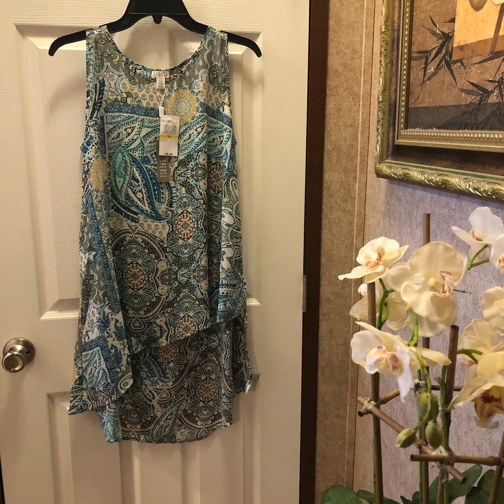 💥SALE Brand New Spense Top